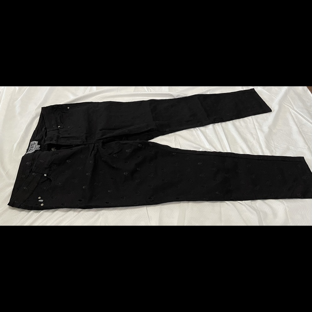 Tripp NYC Black Denim Skull Stretch Jeans